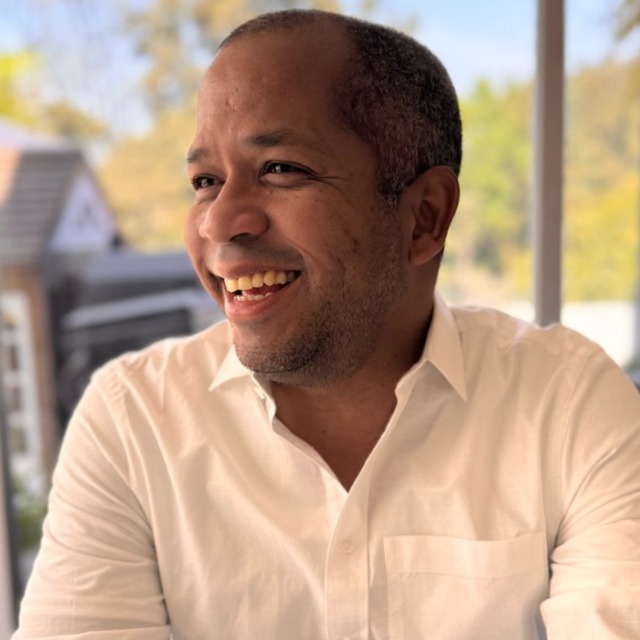 Retrato del liderazgo comercial de Pallet Connect